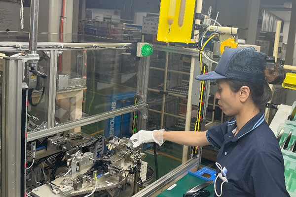 部品組付