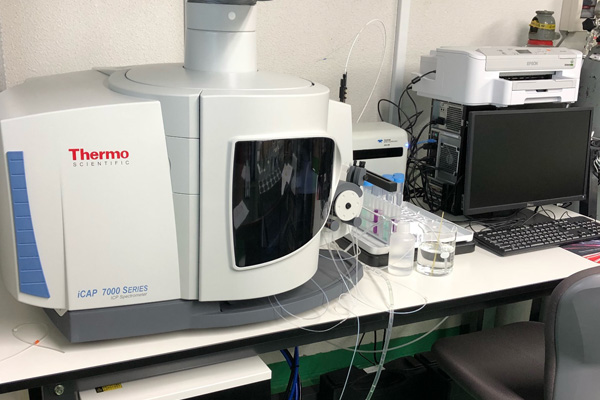 ICP発光分光分析装置